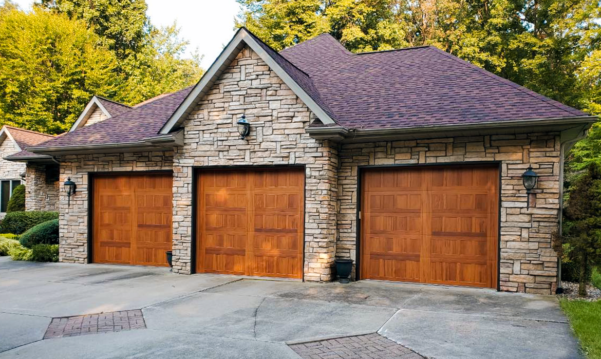 stamped shaker cedar accents